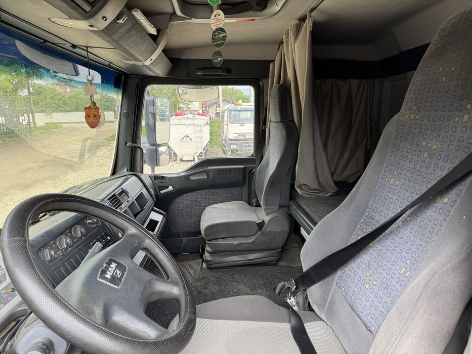 MAN TGA 26.360 camion cu macara 15m 2003