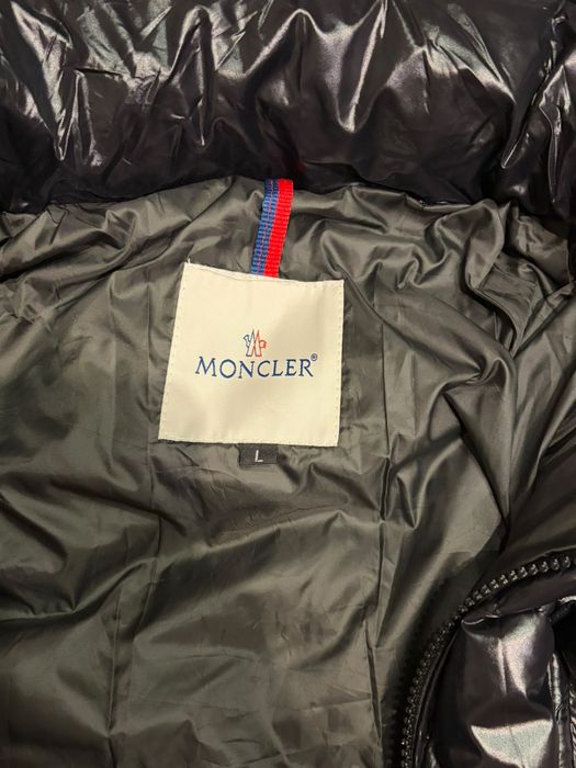 Geacă Moncler M NFC