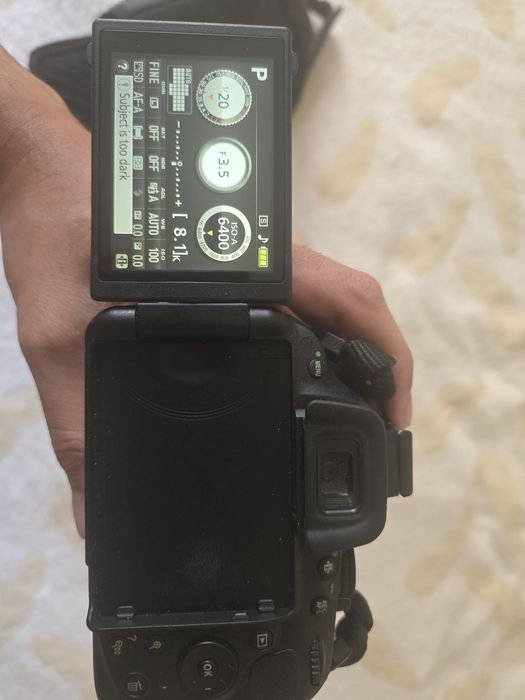 Nikon D5200 линза 18-105