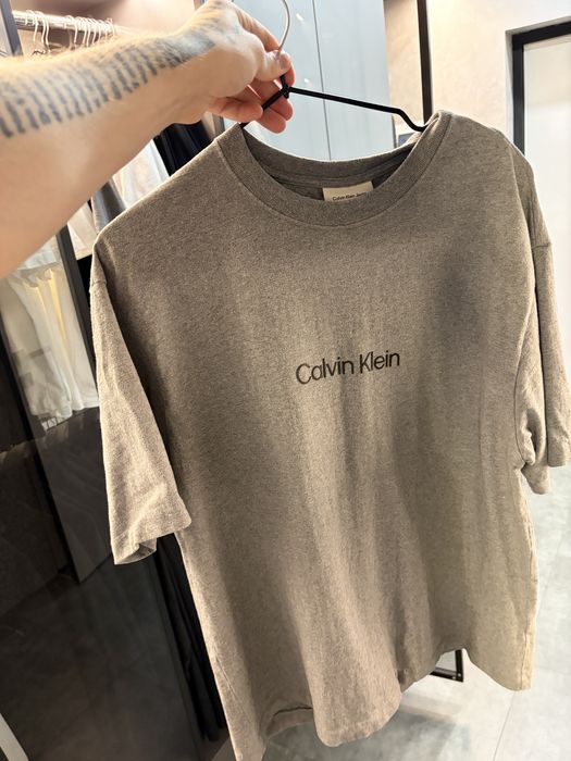 Футболка Calvin Klein оверсайз