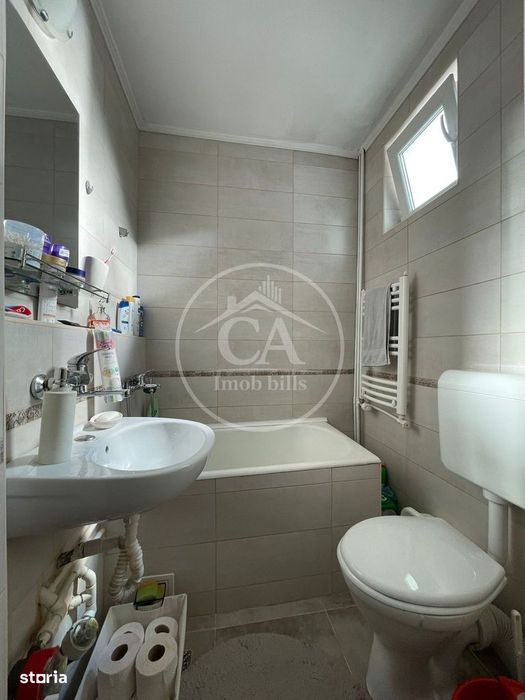 Apartament de vânzare cu 2 camere în zona Velența, Oradea