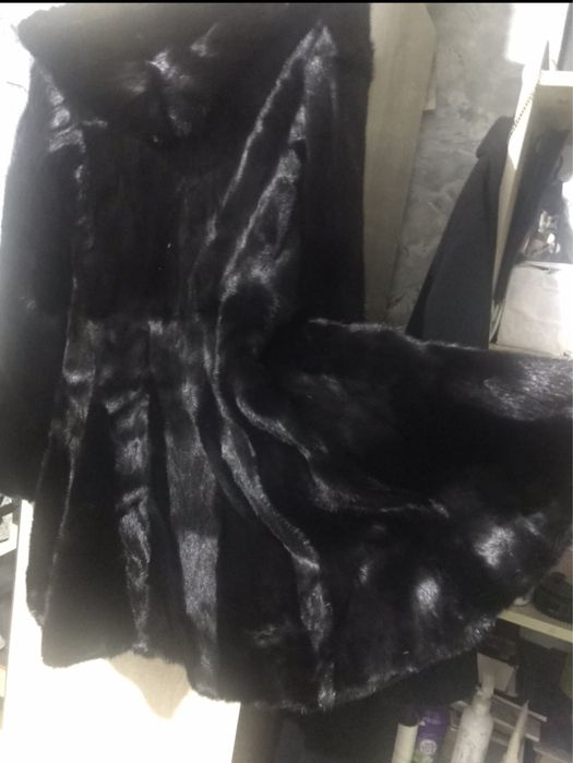 Продам шубку норковую