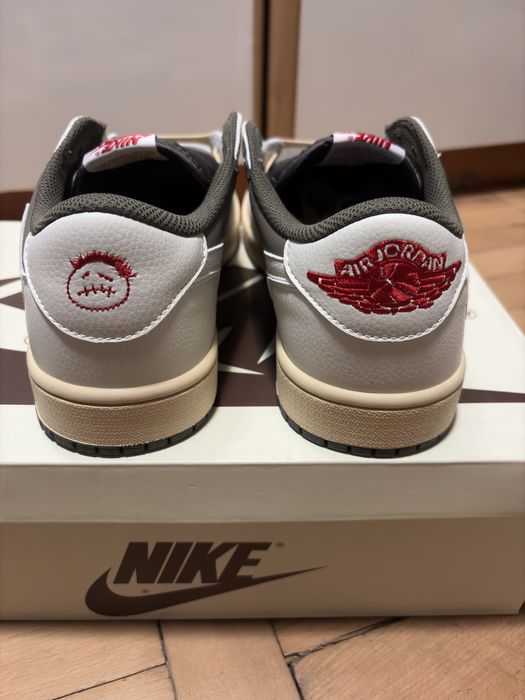 Nike Air Jordan 1 Retro Low OG x Travis Scott "Reverse Mocha" - 43