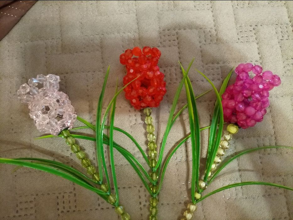Тюльпаны из бусин, букет 3 шт.