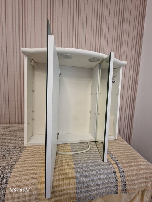 Dulap de baie cu 3 usi oglinda