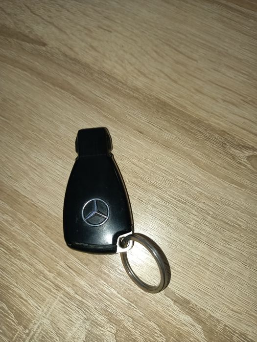 Ключ от Мерседес МЛ