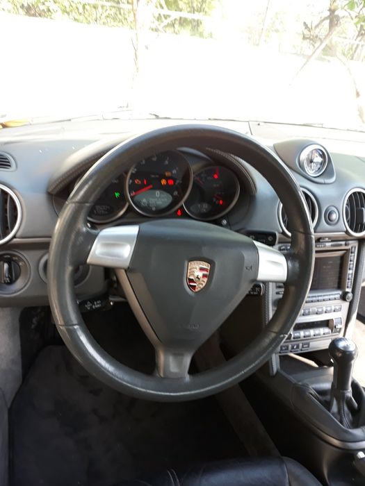 Porsche Boxster 2.7 Cabrio 09/2004 | 235 к.с. | Ръчни | 105 378 км | Гаражна