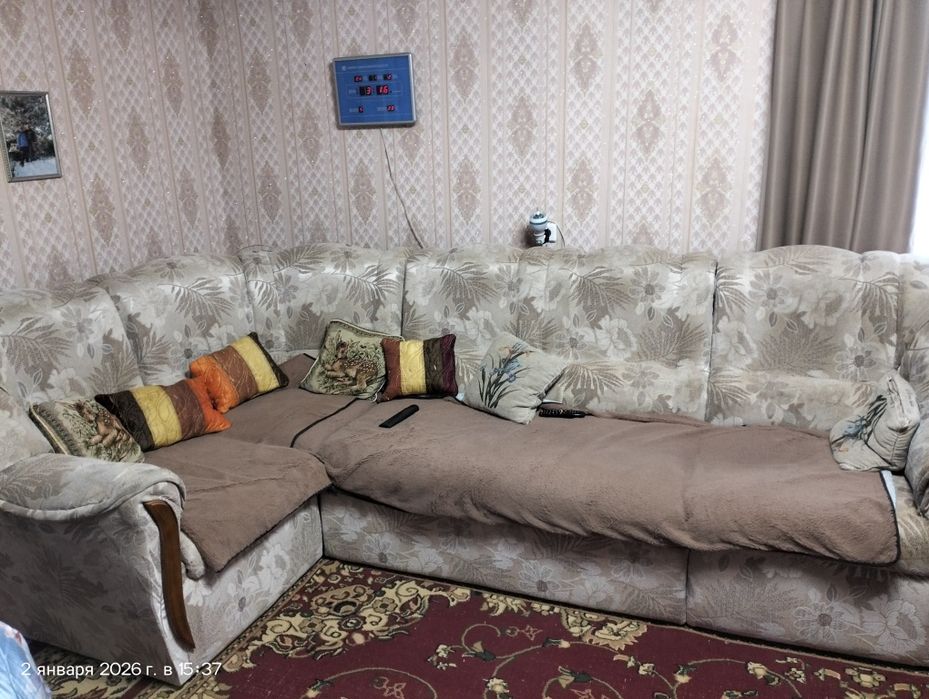 Продам диван угловой