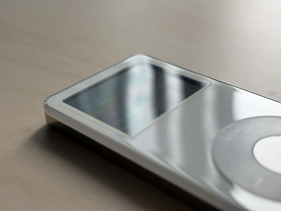 iPod nano 1 - stare excelenta - model rar
