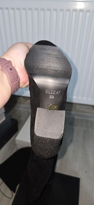 Cizme negre peste genunchi mărimea 39