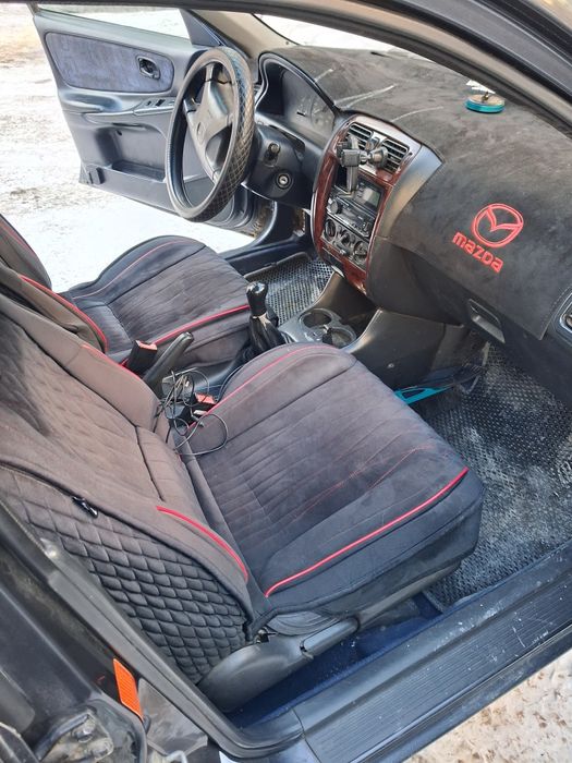Продам автомобиль Мазда 626