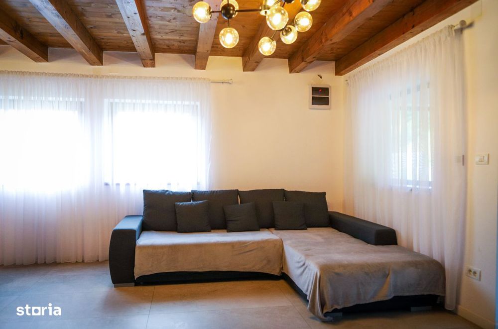 Vilă de Lux pe Malul Lacului – Confort și Vedere Panoramică