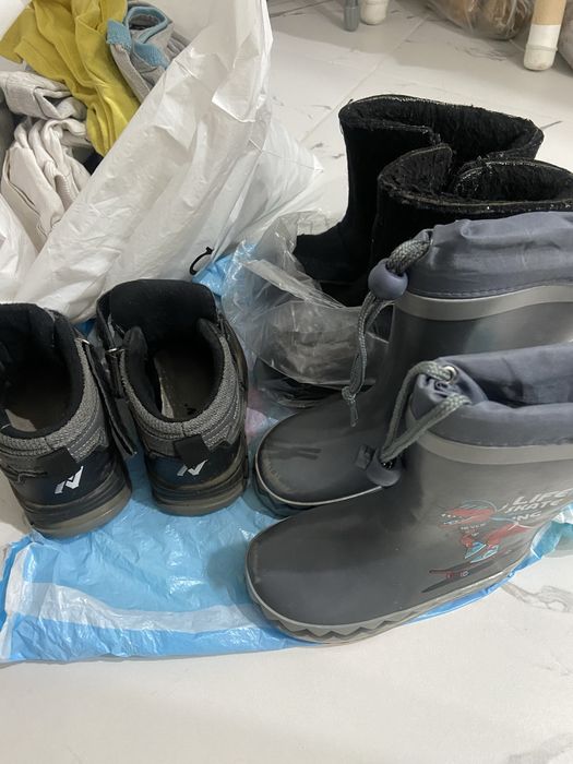 Продам детские вещи 3000тг