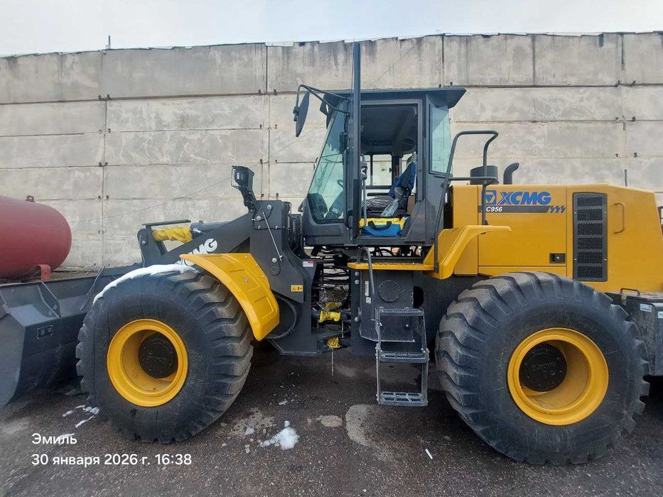 XC956  топ Фронтальный погрузчик XCMG  3,0 куба джойстик