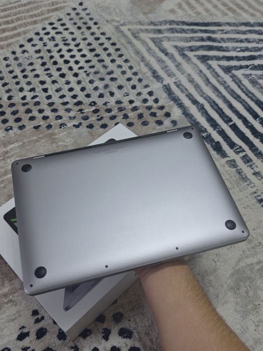 Macbook Pro M1 16/512GB