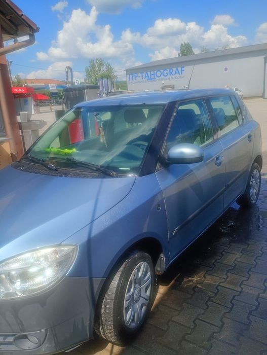 Vând Skoda Fabia 2