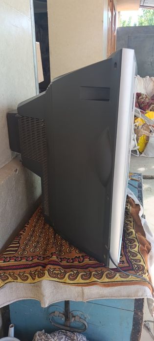 LG Televizor sotiladi