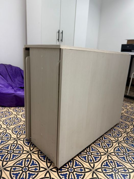 Столы, стулья - офисная мебель