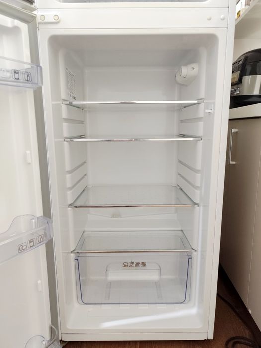 Artel ART HD-276 FND ECO Белый холодильник