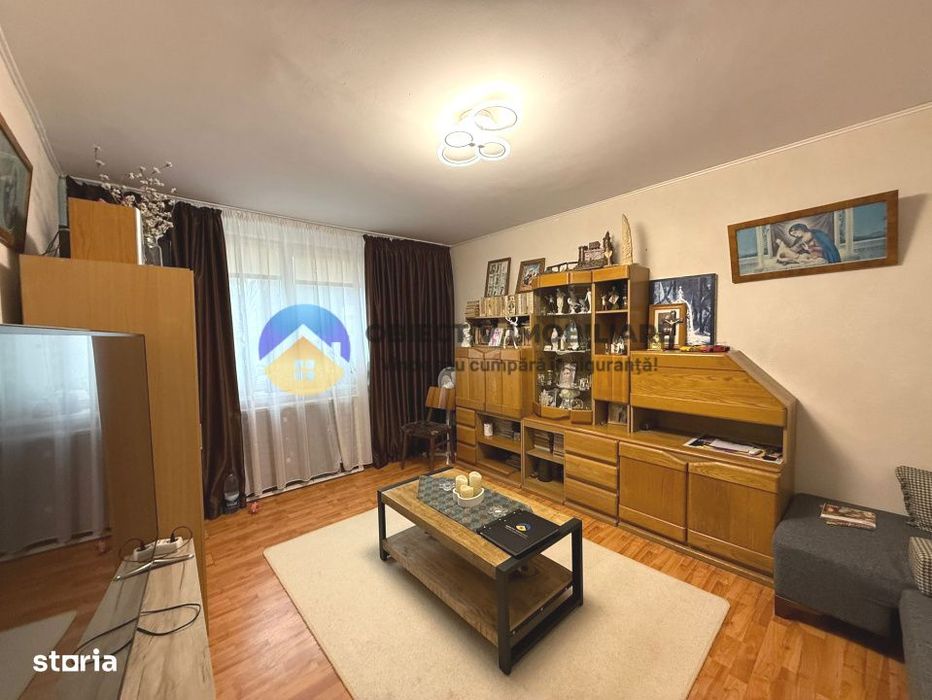 Apartament 3 camere de vanzare – zona centrala – Etaj 1