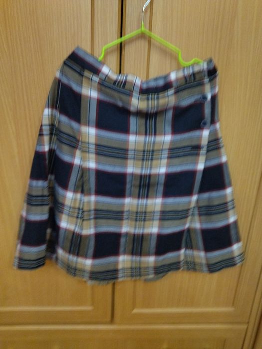 Платье на  девочку подростка .12-13 лет