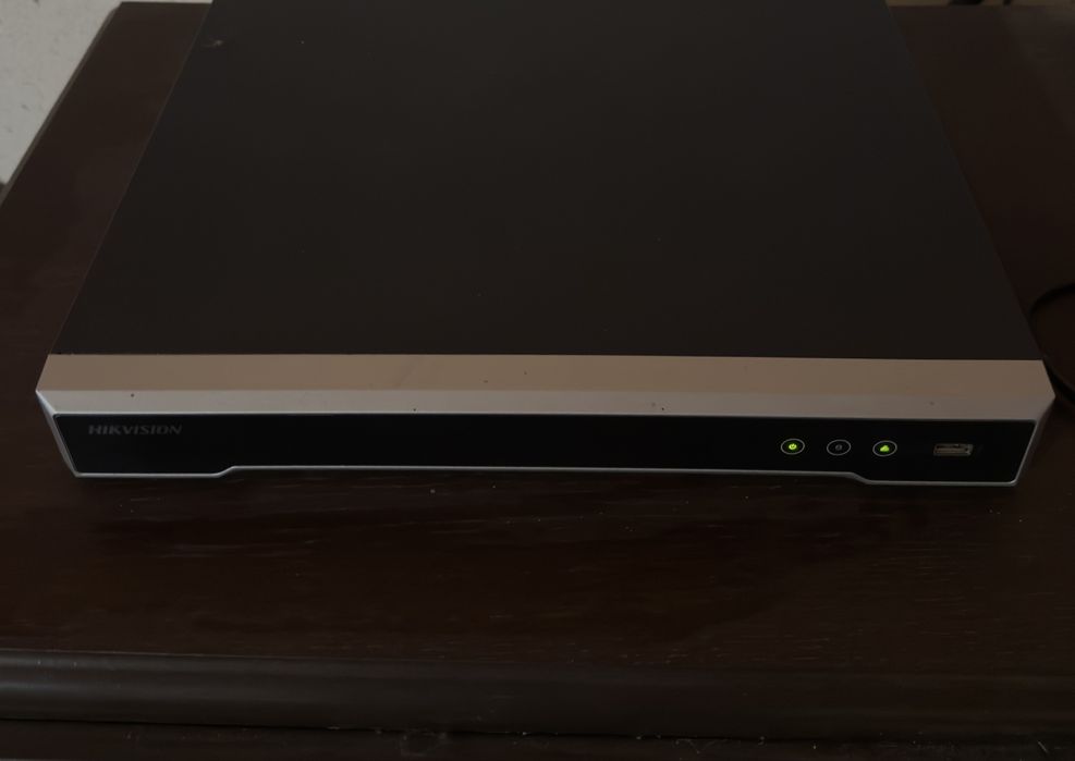 NVR 16 canale Hikvision DS-7616NI-K2