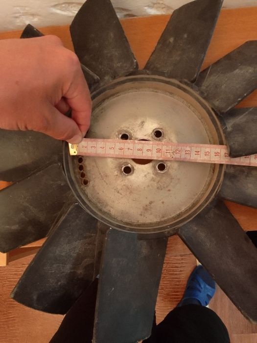 лопасть, винт, пропеллер.