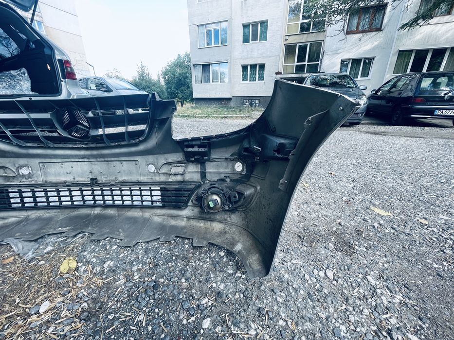 Броня - предна за  Мерцедес B класа W245