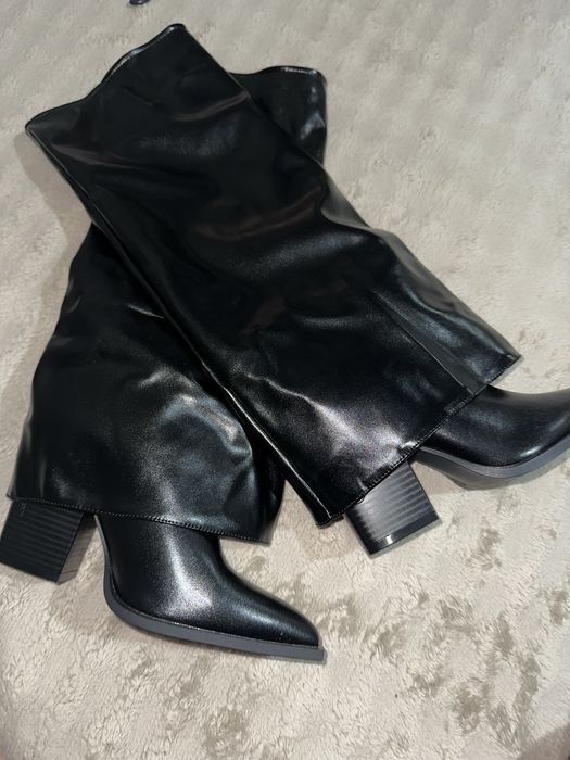 Ботуши със ток.Чисто нови са не с използвани