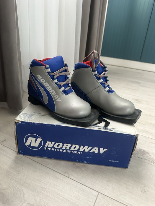 Лыжные ботинки 30 размер