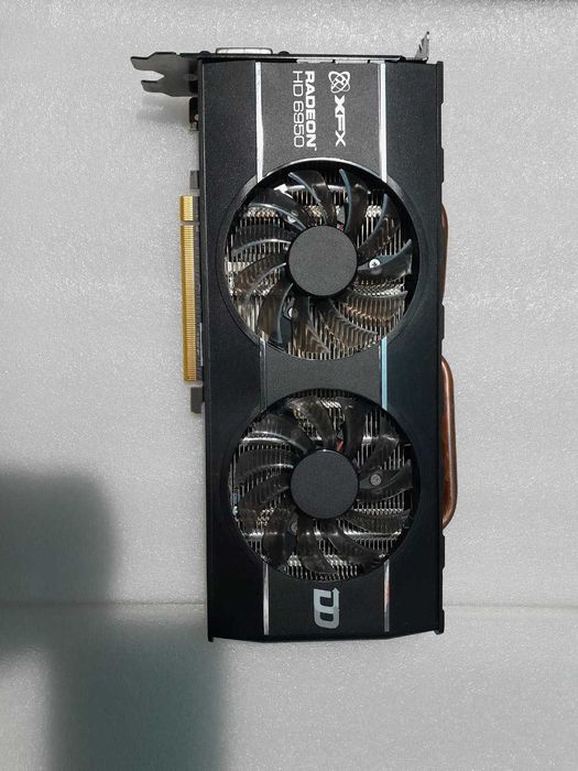 Placa video XFX RADEON HD 6950 2GB DDR5 256 biti