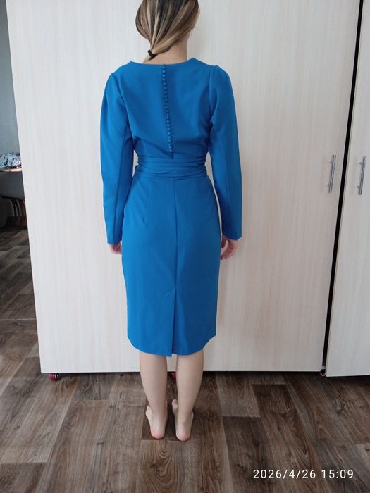 Продам платье женское