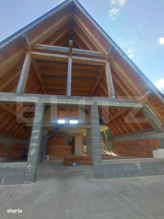 Casa de vacanta tip A, 3 camere, 150 mp+4100 mp teren, zona Colibita