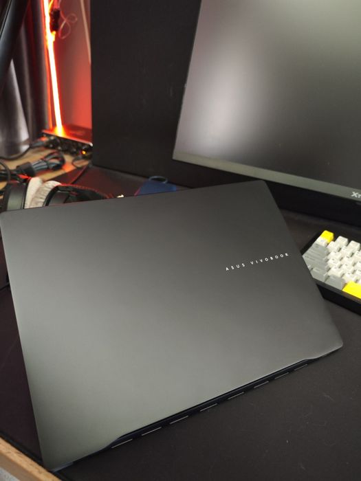 Продам Asus Vivobook S14