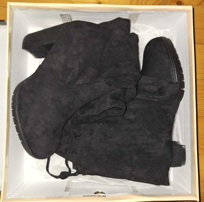 Продавам дамски елегантни обувки