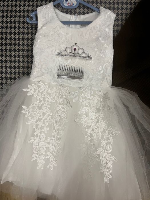 Платье новое бальное рост 110-116