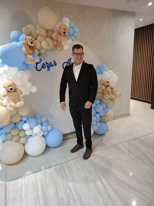 Lumea Fotografiei M&M – Cabina Foto care dă viață petrecerii tale!
