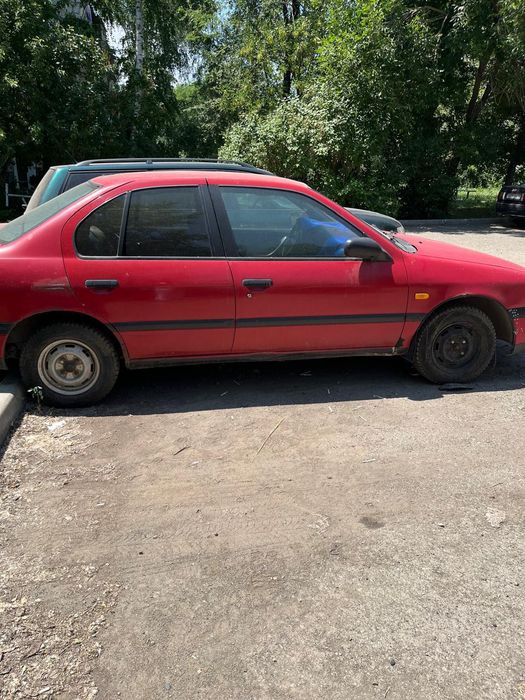 Нисан Primera P10