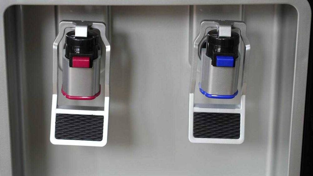 Кулер для воды  с2  режимами и детской защитой