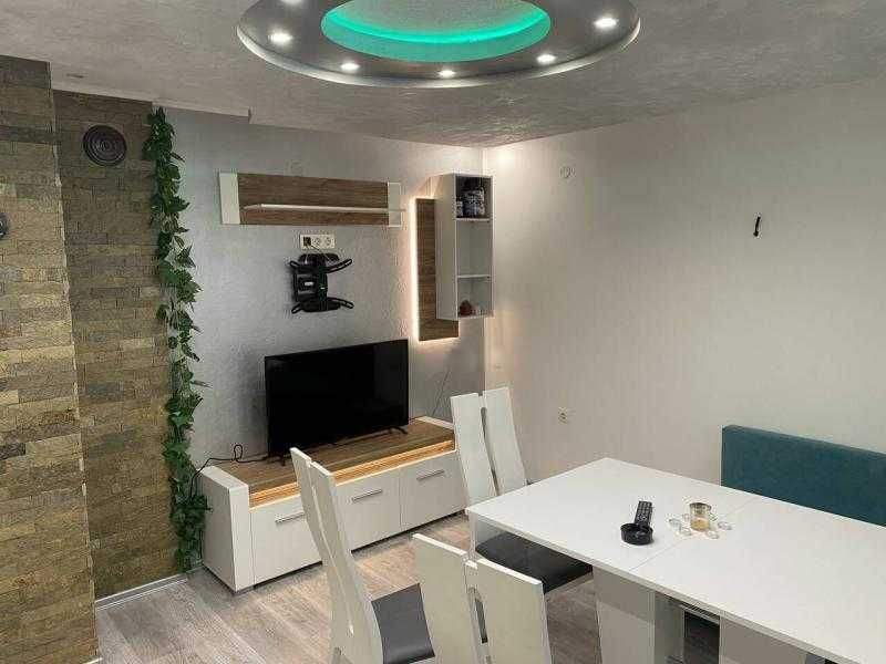 Стилно предложение!  Двустаен   апартамент в ж. к. Братя Миладинови!!!