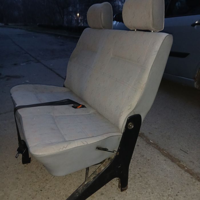 Седалки и стелка за VW T 4