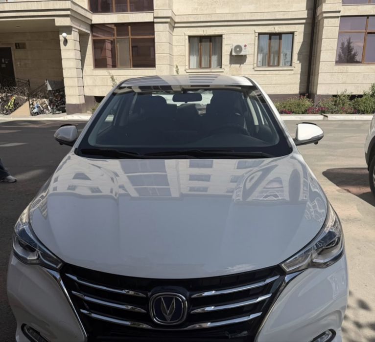 Продаю Changan Alsvin 2024 года
