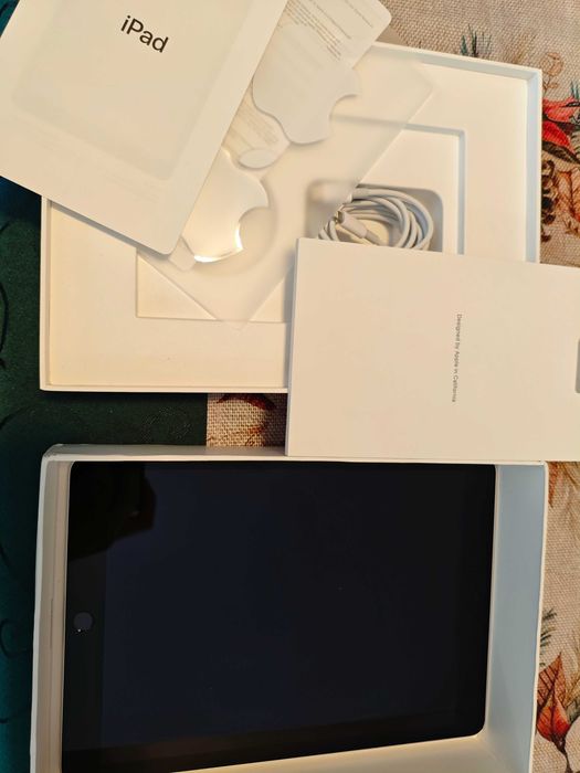 iPad 9 th Gen 64G WiFi Silver