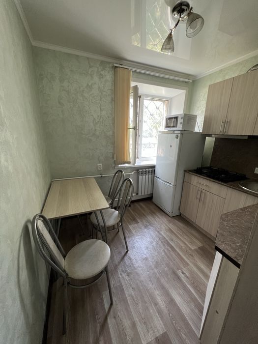 Сдам 2 комнатную квартиру