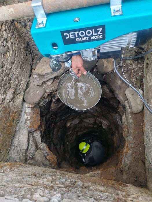 Curatare fantana adancesc