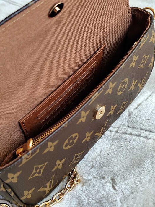 LOUIS VUITTON Дамска чанта Ivy Wallet On Chain Bag Монограм