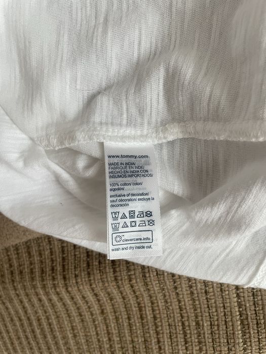 Vand tricou barbati de la Tommy Hilfiger , marimea S alb