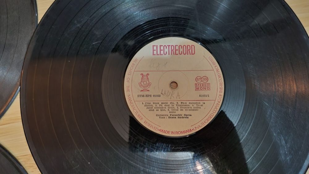 Vând/Schimb 53 discuri pick-up Viniluri