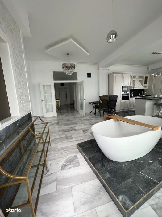 Penthouse-3 camere vedere la mare