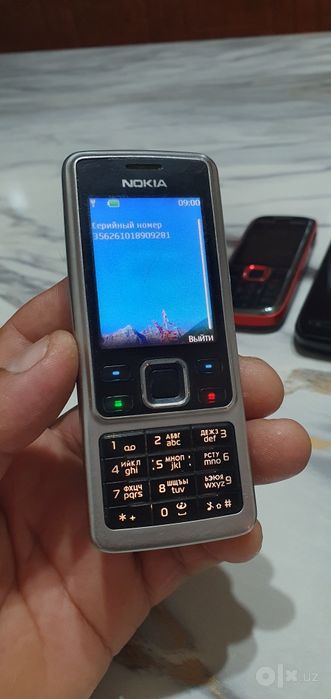 Telefonlar sotiladi
